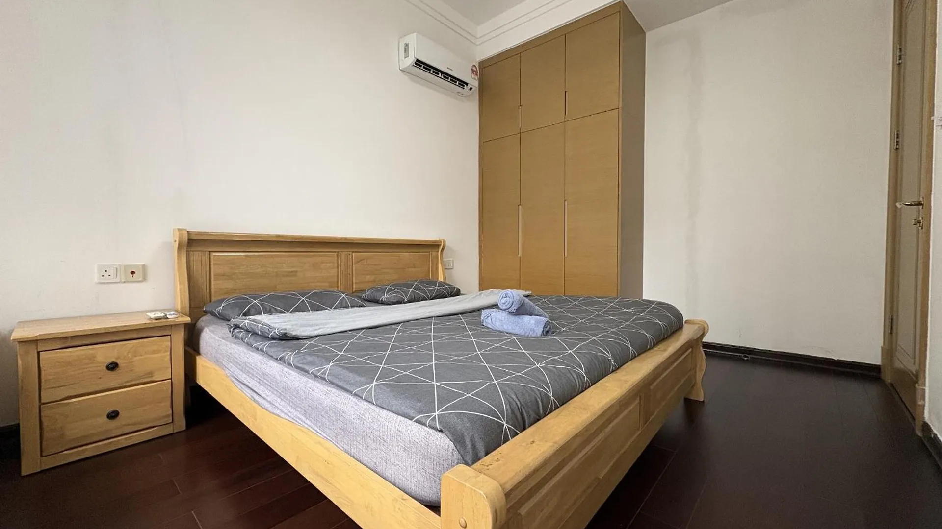 Trex_Home And Hose Mangement Johor Bahru Malaisie